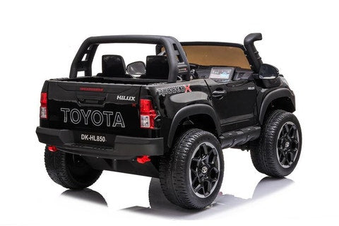 TOYOTA HILUX 4X4 24V UTE WHITE/BLACK RIDE ON CAR 800W